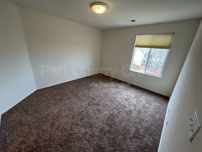 Building Photo - 2115 Selenite Ct