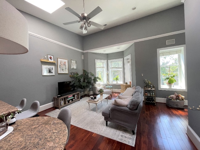 Building Photo - 1811 8th St NW