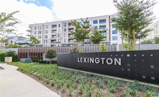 Building Photo - 1507 Rivington