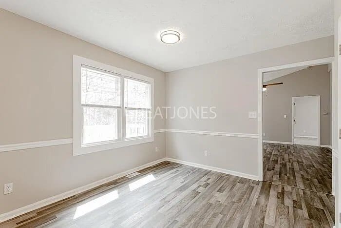 Building Photo - 6431 Applewhite Rd