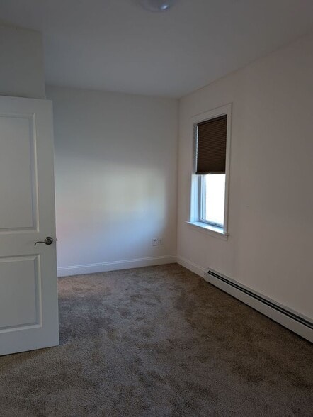 Building Photo - 476 Terrace Blvd