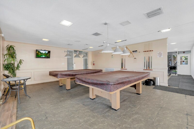 Building Photo - 2970 NE 16th Ave