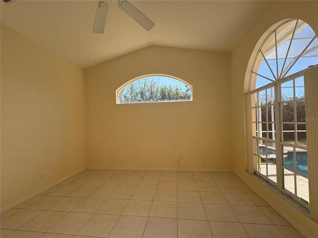 Building Photo - 731 Waterside Ct