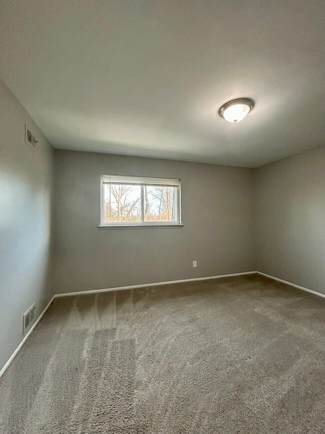 Building Photo - 11335 Old Goddard Rd