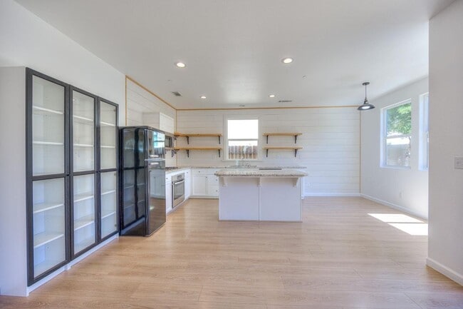 Building Photo - Spacious 3-Bedroom Home with a Backyard in Harlan Ranch Community!