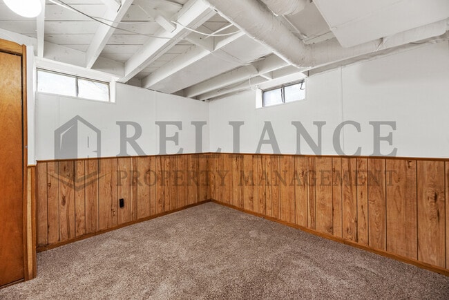 Building Photo - 1144 Prairie Park Rd