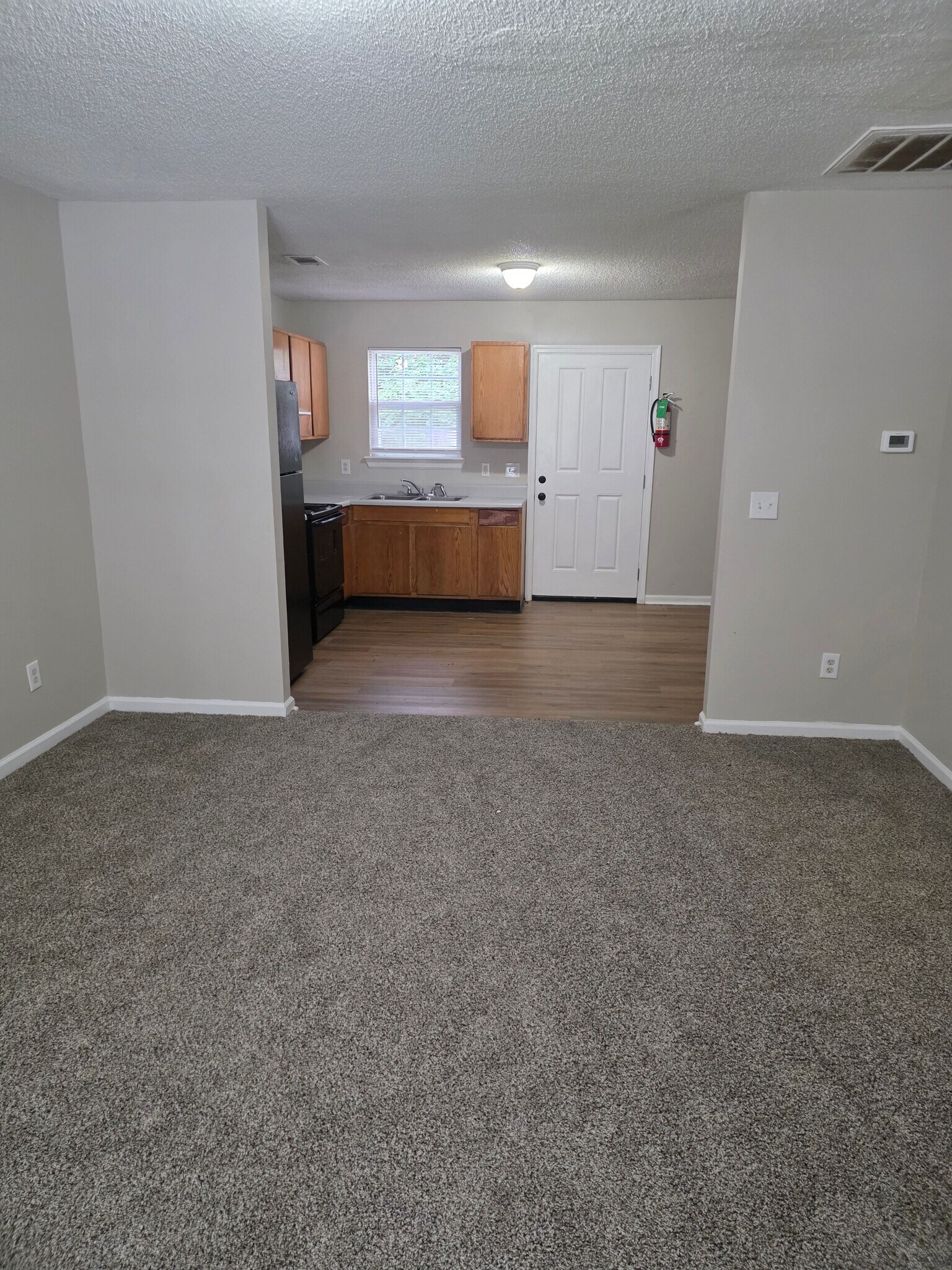 Building Photo - 1209 Harmony St