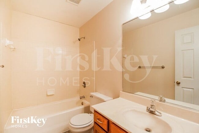 Building Photo - 3826 Red Fox Dr