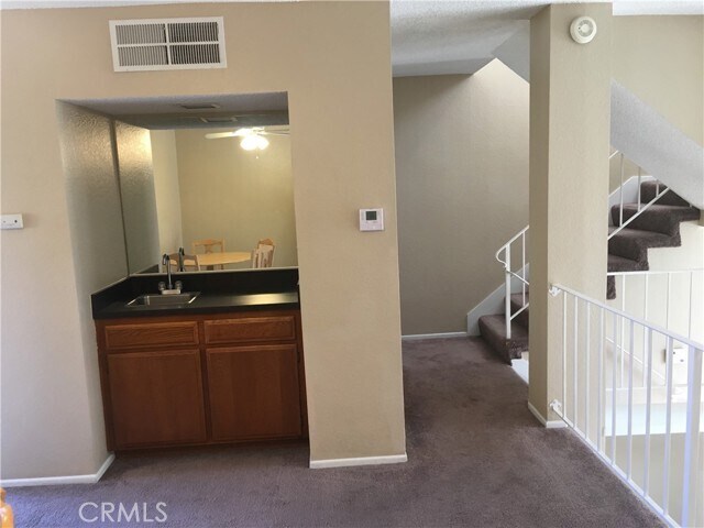 Building Photo - 2030 S Bon View Ave