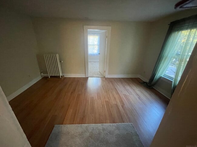 Building Photo - 42 Fisher Hill Rd