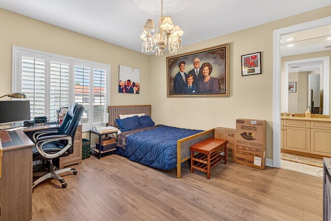 Building Photo - 7162 Vía Firenze