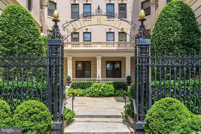 Building Photo - 2153 California St NW