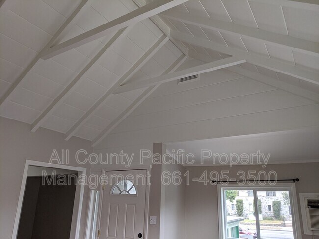 Building Photo - 1407 Monterey Rd
