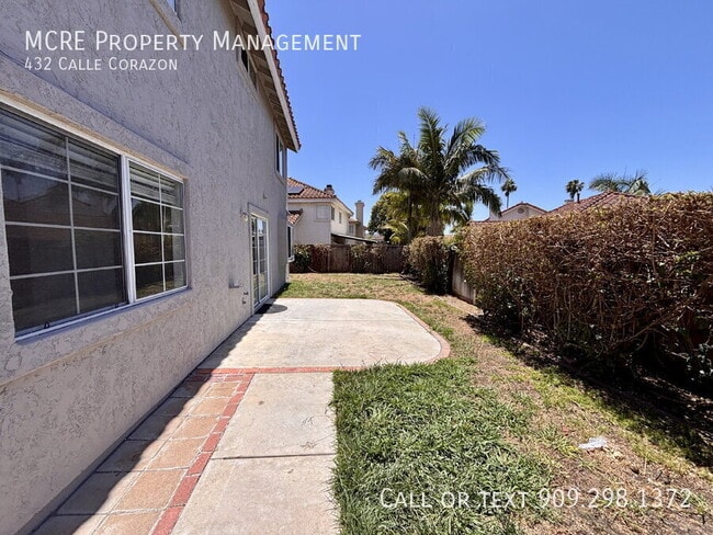 Building Photo - 432 Calle Corazon