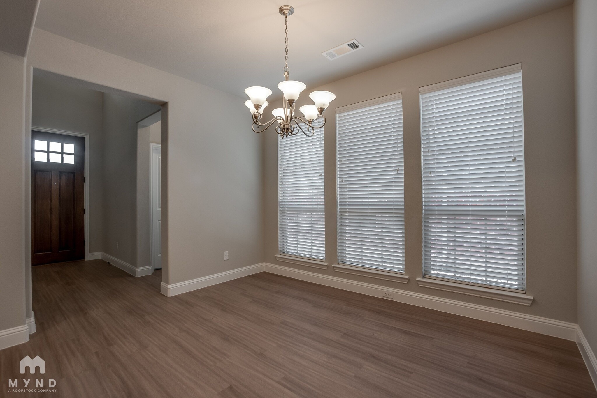 Building Photo - 3317 King Yon Wy