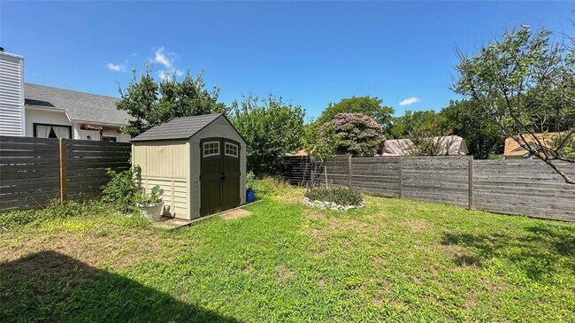 Building Photo - 1713 Pheasant Roost