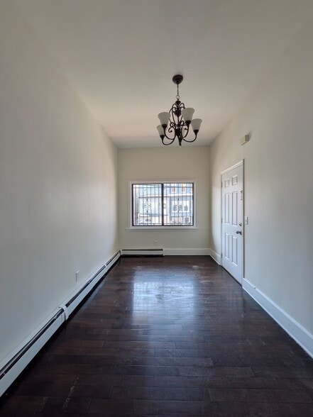 Building Photo - 42 Jewett Ave