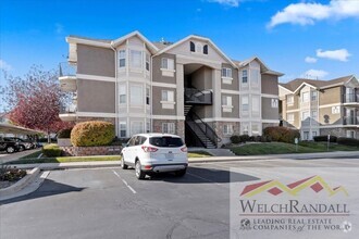 Building Photo - Spacious 3-Bed, 2-Bath Condo in West Jordan