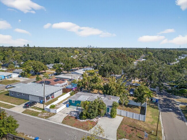 Building Photo - Spacious Gulfport Gem with Large Private Backyard and Plenty of Driveway Space