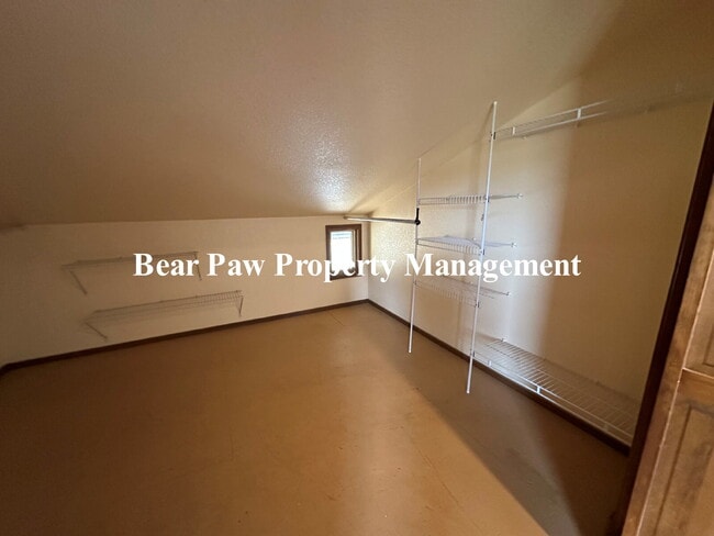 Building Photo - Top Floor Duplex in Conifer!!