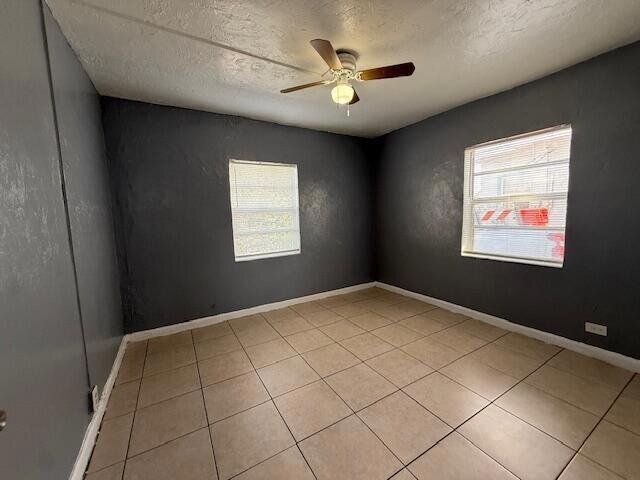 Building Photo - 1913 Division Ave