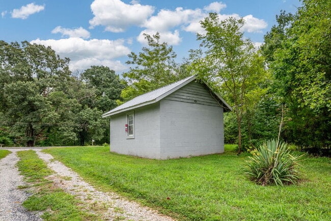 Building Photo - Modern Country Living in Goochland – 3 Bedroom Home on 1.85 Acres