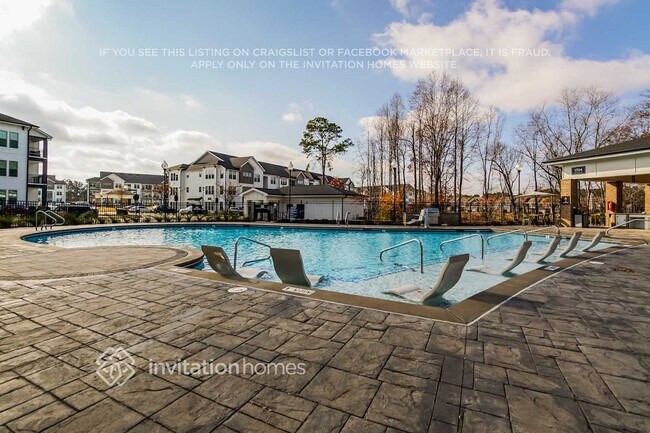 Building Photo - 1125 Greenville Wy