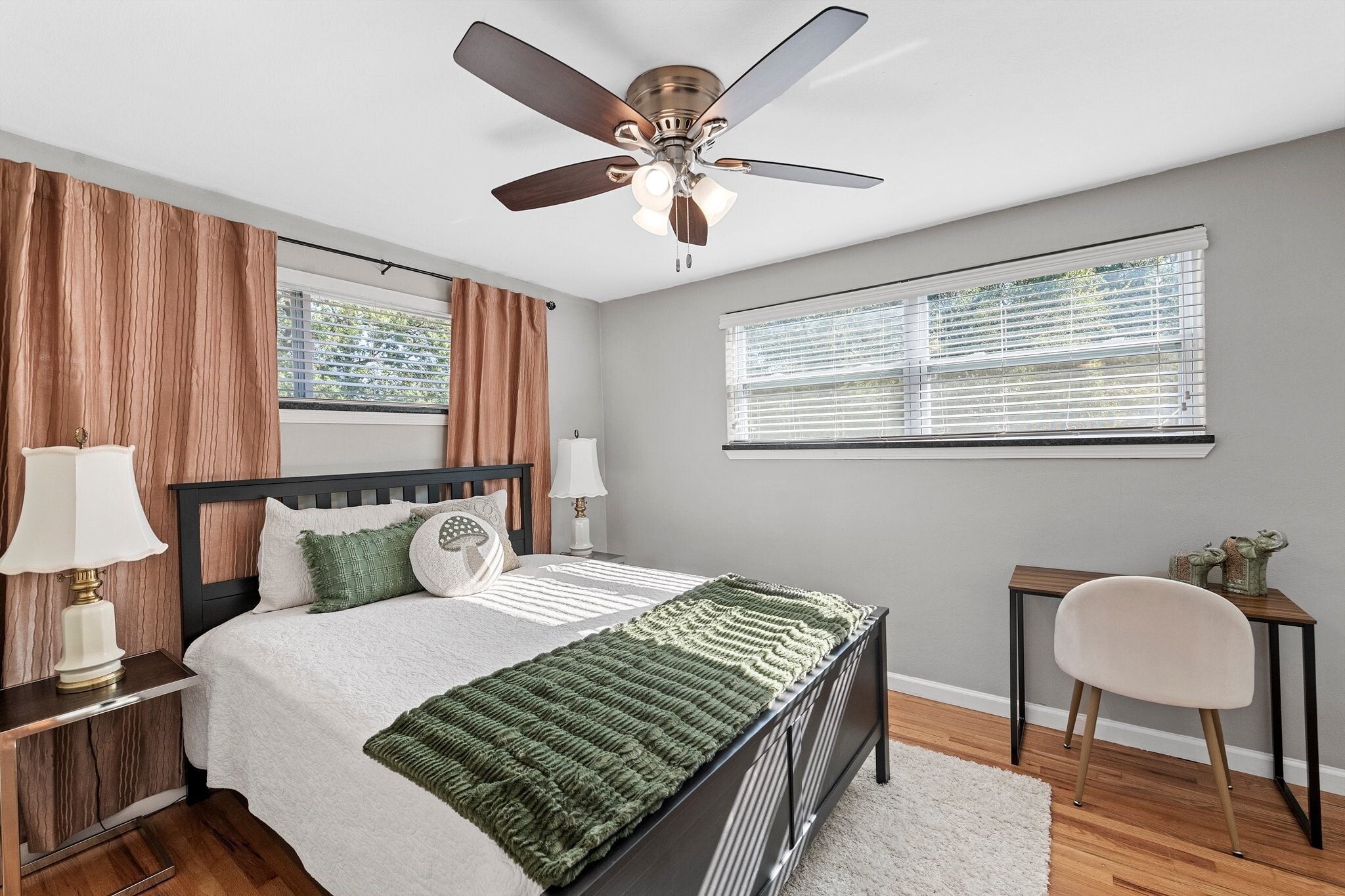 Building Photo - 10128 Manchester Rd