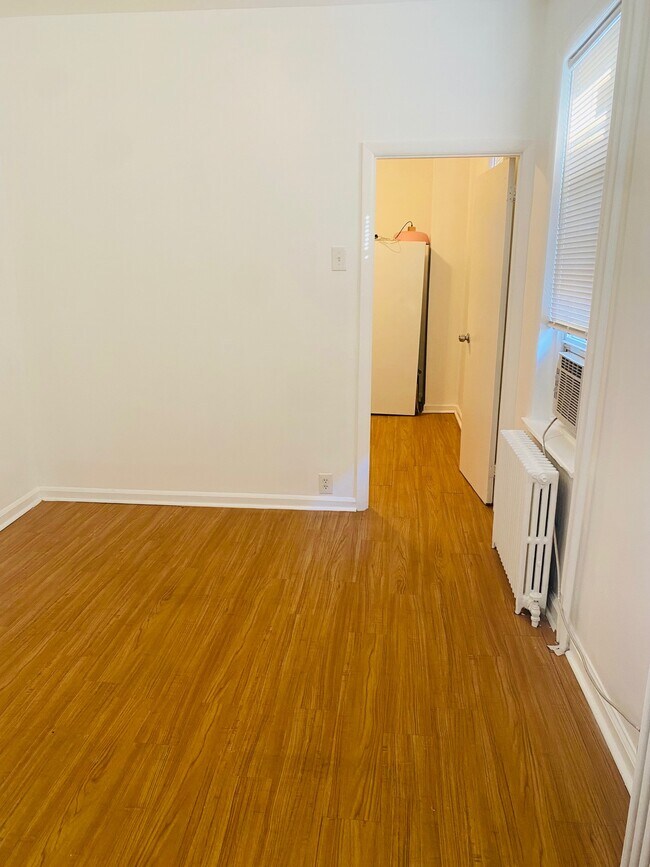 Building Photo - 3118 Belgrade St