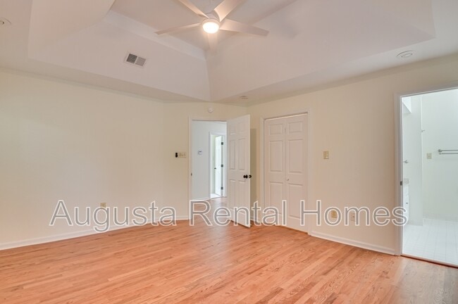 Building Photo - 4401 Pierwood Way