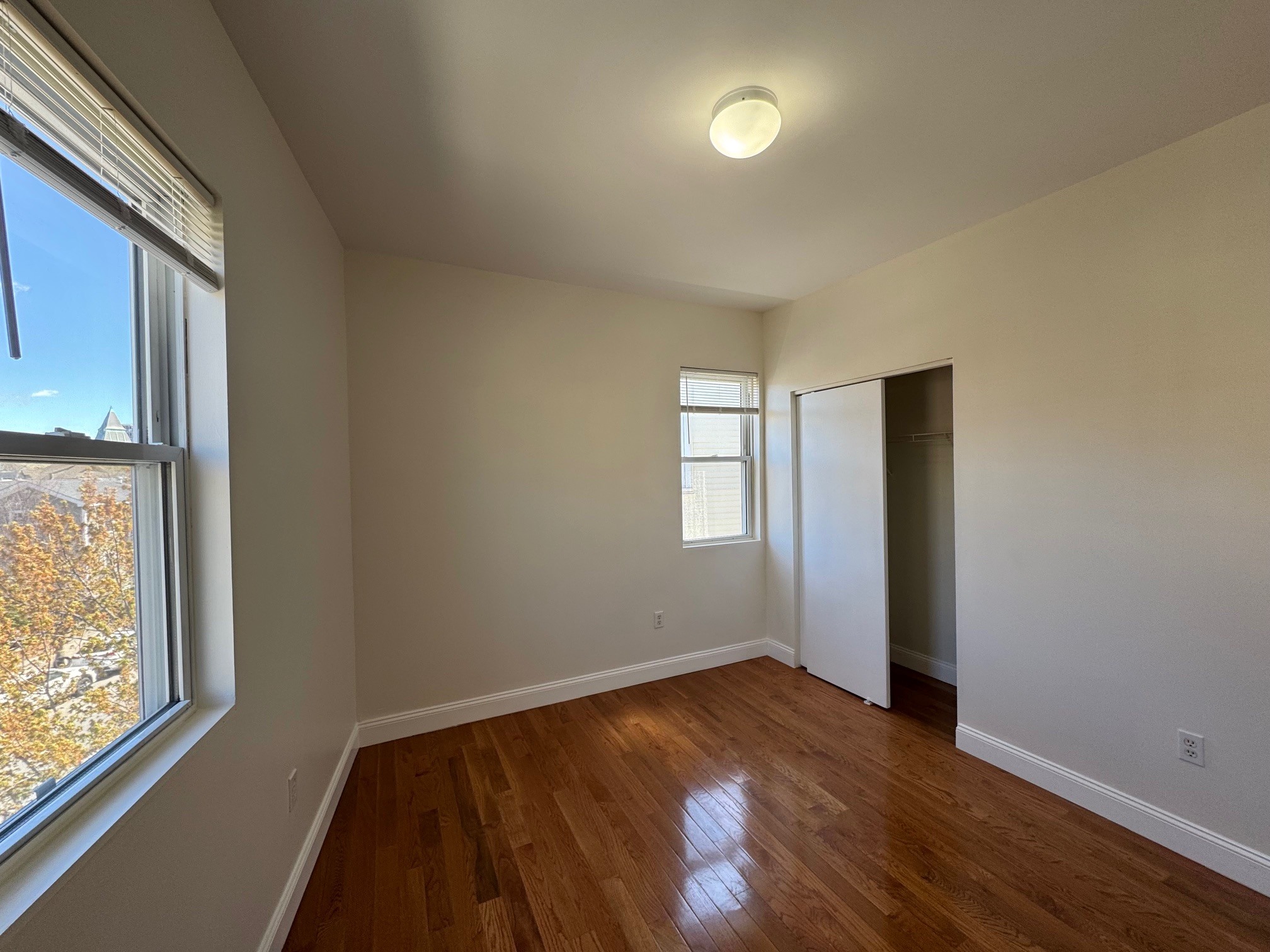 Building Photo - 360 Somerville Ave