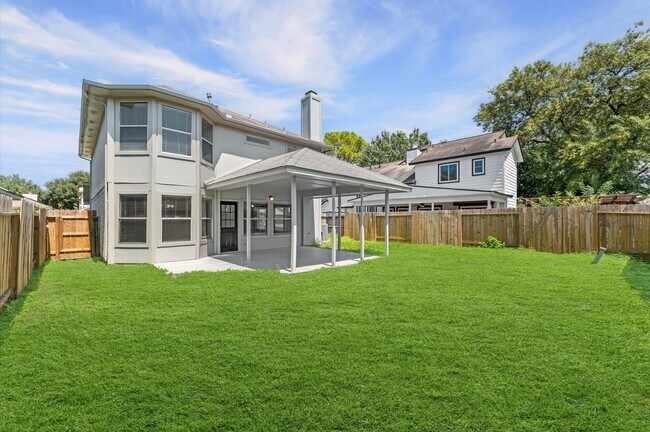 Building Photo - 8519 Cold Lake Dr