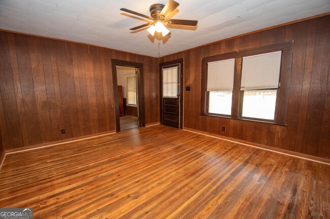 Building Photo - 65 Bradfield Dr