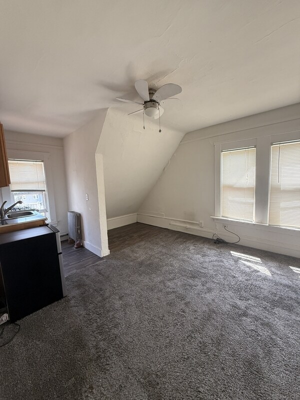 Building Photo - 632 Howard Pl