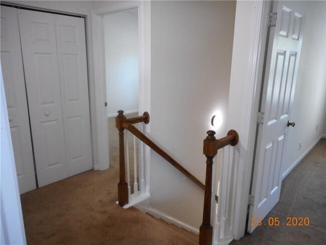 Building Photo - 5960 Mountain Top Pl