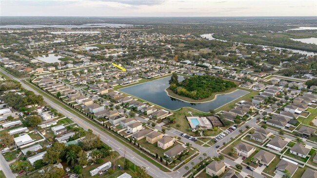 Building Photo - 304 Cascade Bend Dr