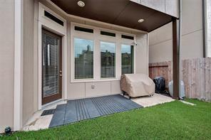 Building Photo - 13406 Stoneleigh Terrace Dr