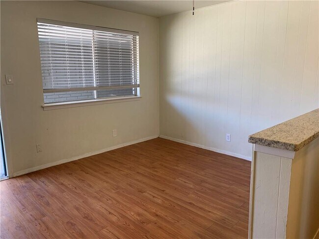 Building Photo - 1315 Norwalk Ln