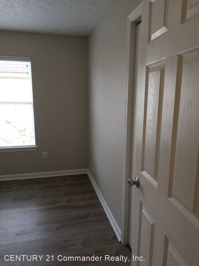 Building Photo - 4 br, 2 bath House - 2915 Cedars Crossing