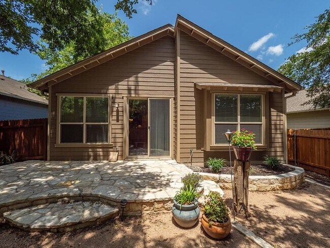 Building Photo - 6009 Wilcott Ct