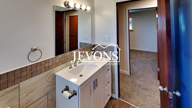 Building Photo - Water and sewer included! Comfortable 3-be...