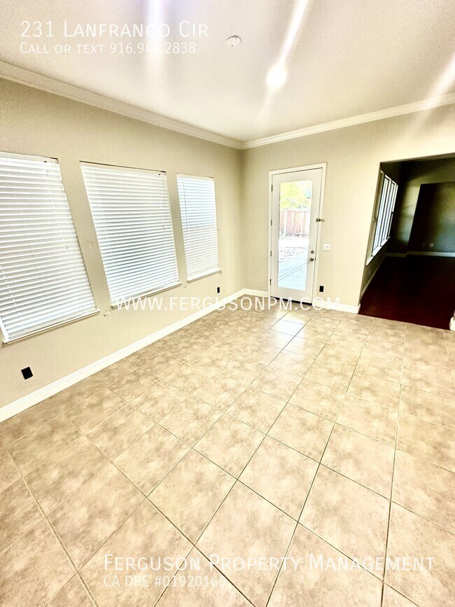 Building Photo - 231 Lanfranco Cir