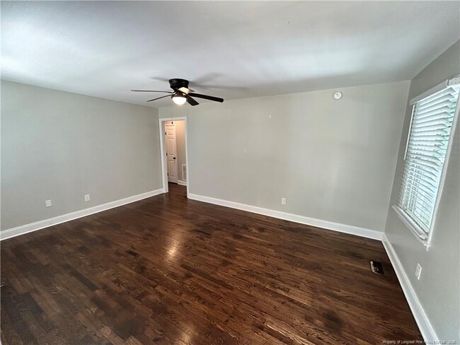 Building Photo - 211 Langdon St