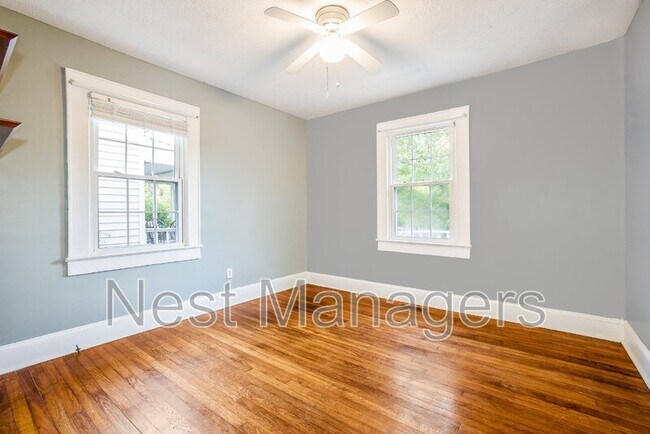 Building Photo - 727 Greenland Dr