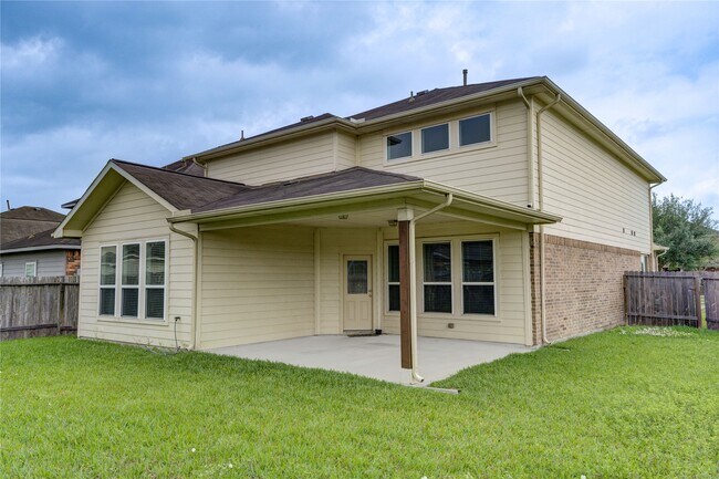 Building Photo - 16 Rose Desert Ct