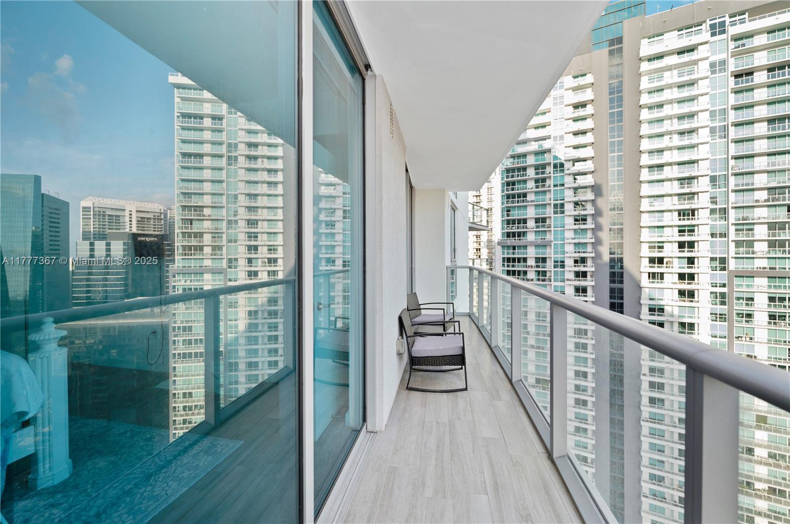 Building Photo - 1100 S Miami Ave