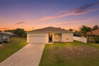 Building Photo - 870 Columbia St