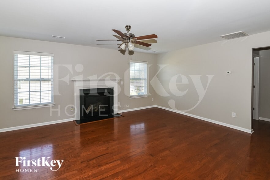 Building Photo - 1544 Moss Creek Dr