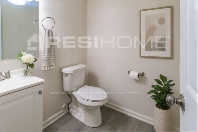 Building Photo - 2272 Ramblewood Cir