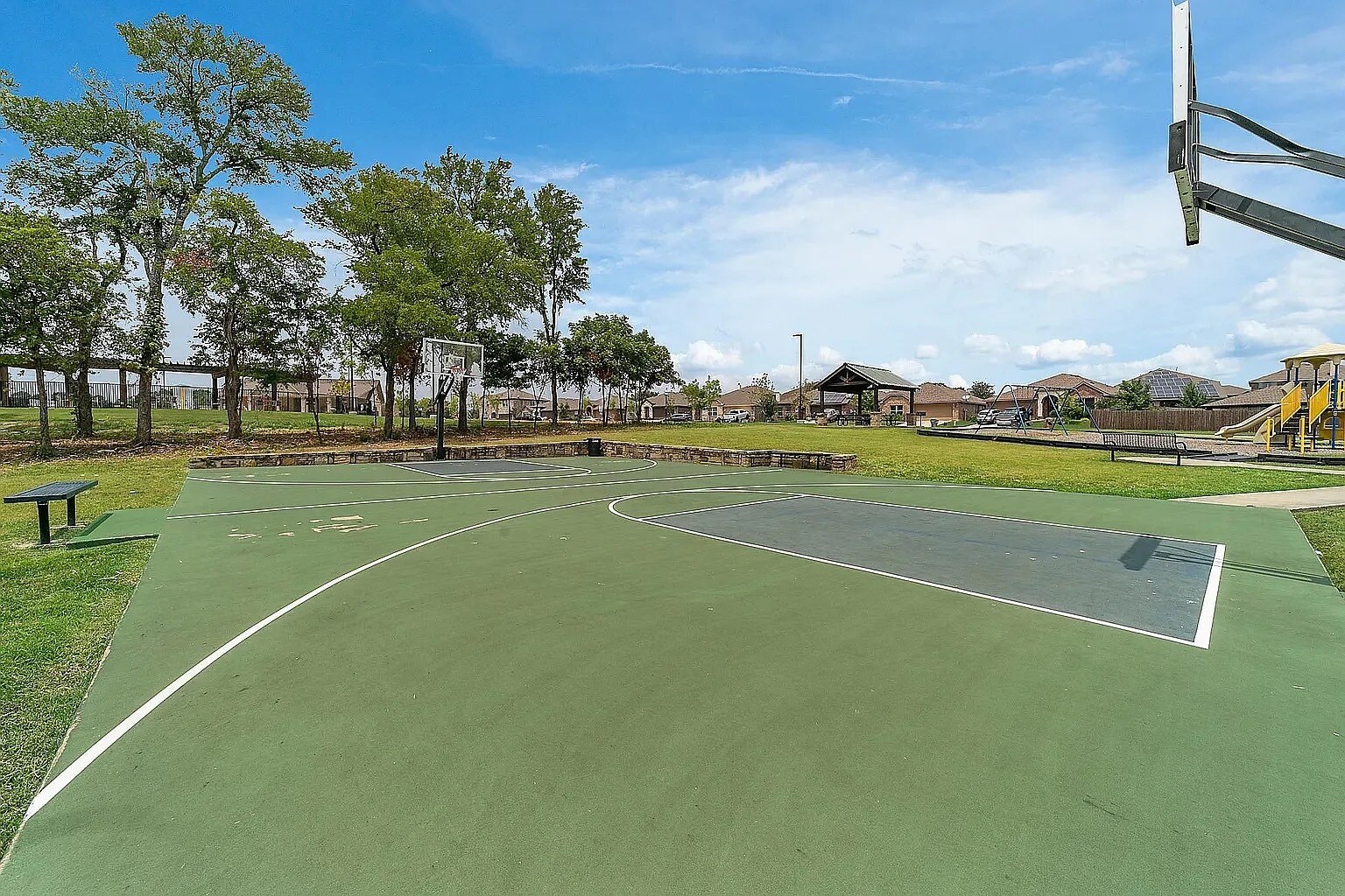 Building Photo - 485 Harding Ln